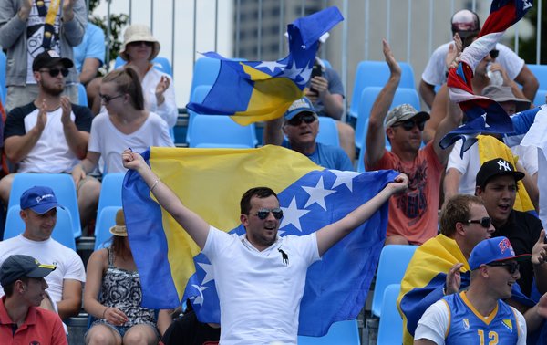 Bosnian fans supporting Dzumhur at the Australian Open in Melbourne (Photo credit: bosniansports.wordpress.com) 